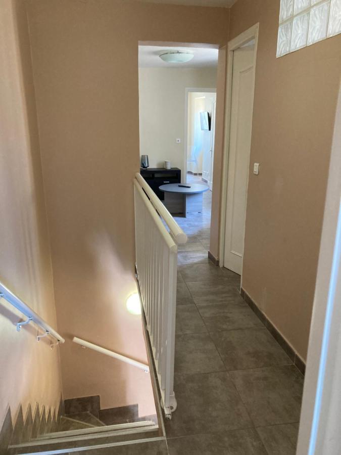 Duplex 4 Personnes Clim Wifi Parking Lägenhet Partinello Exteriör bild
